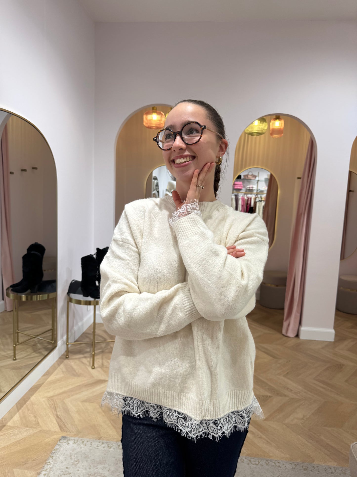 Pull dentelle beige
