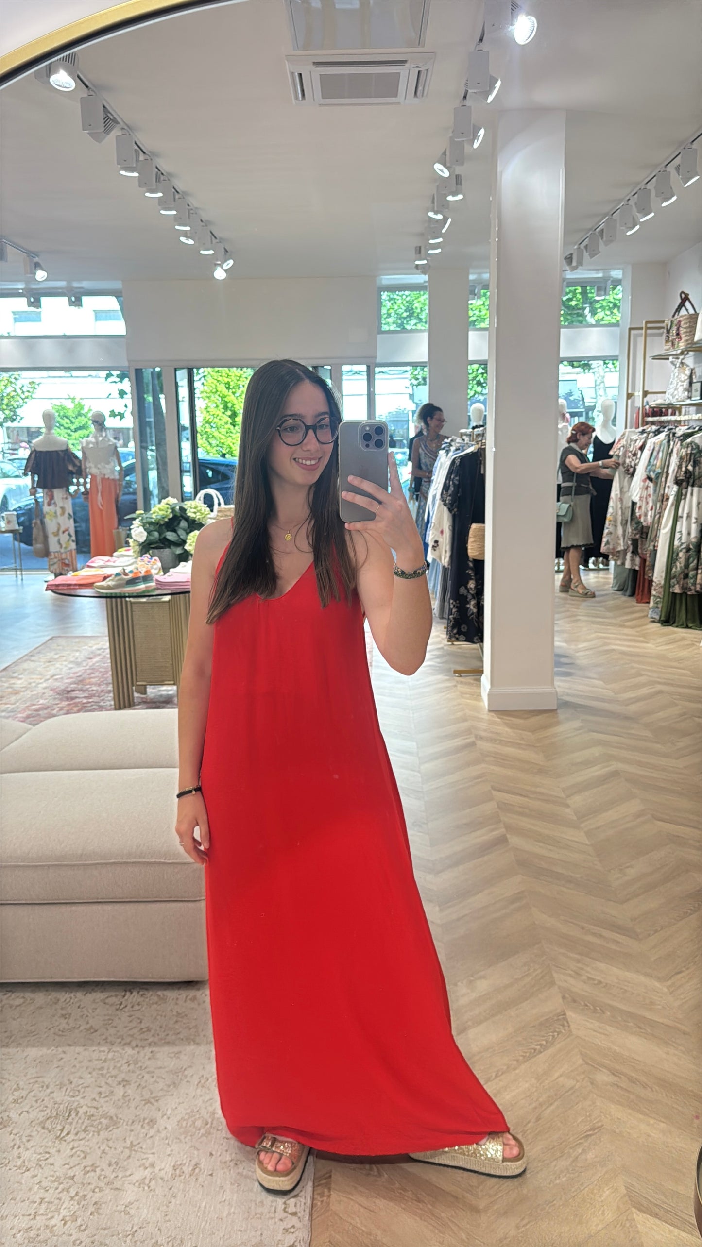 Robe cailloux rouge