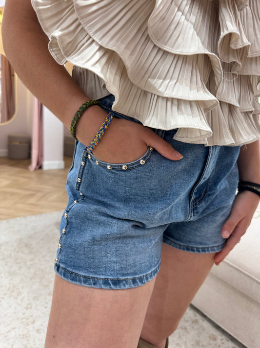 Short clous jean